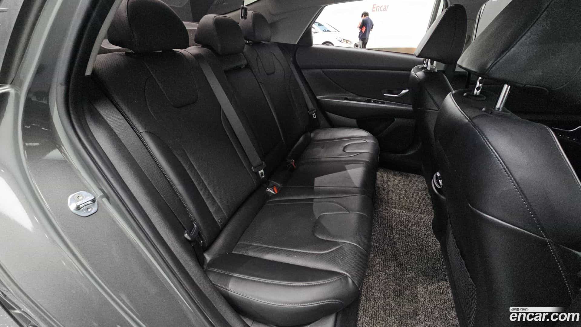 AVANTE Hyundai 2020.7-OPTION-015