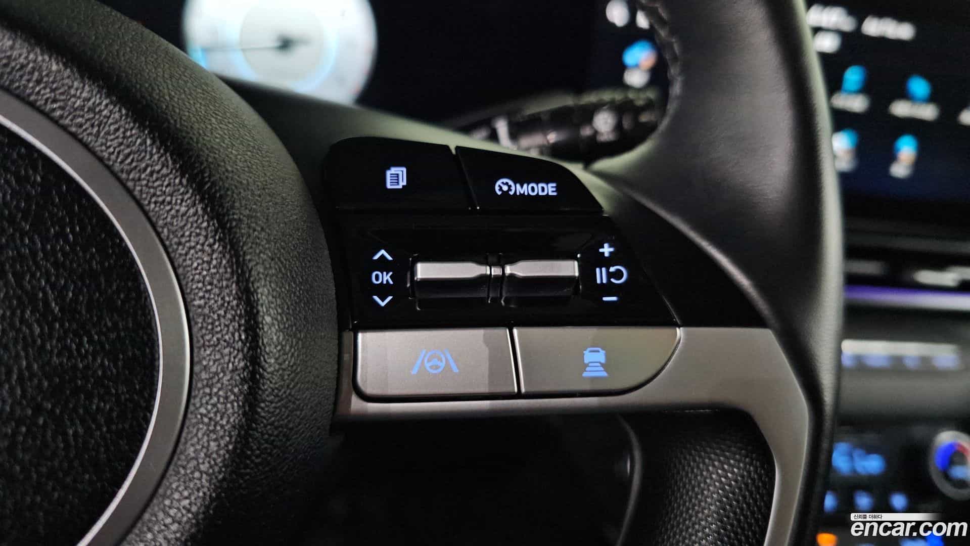 AVANTE Hyundai 2020.7-OPTION-045