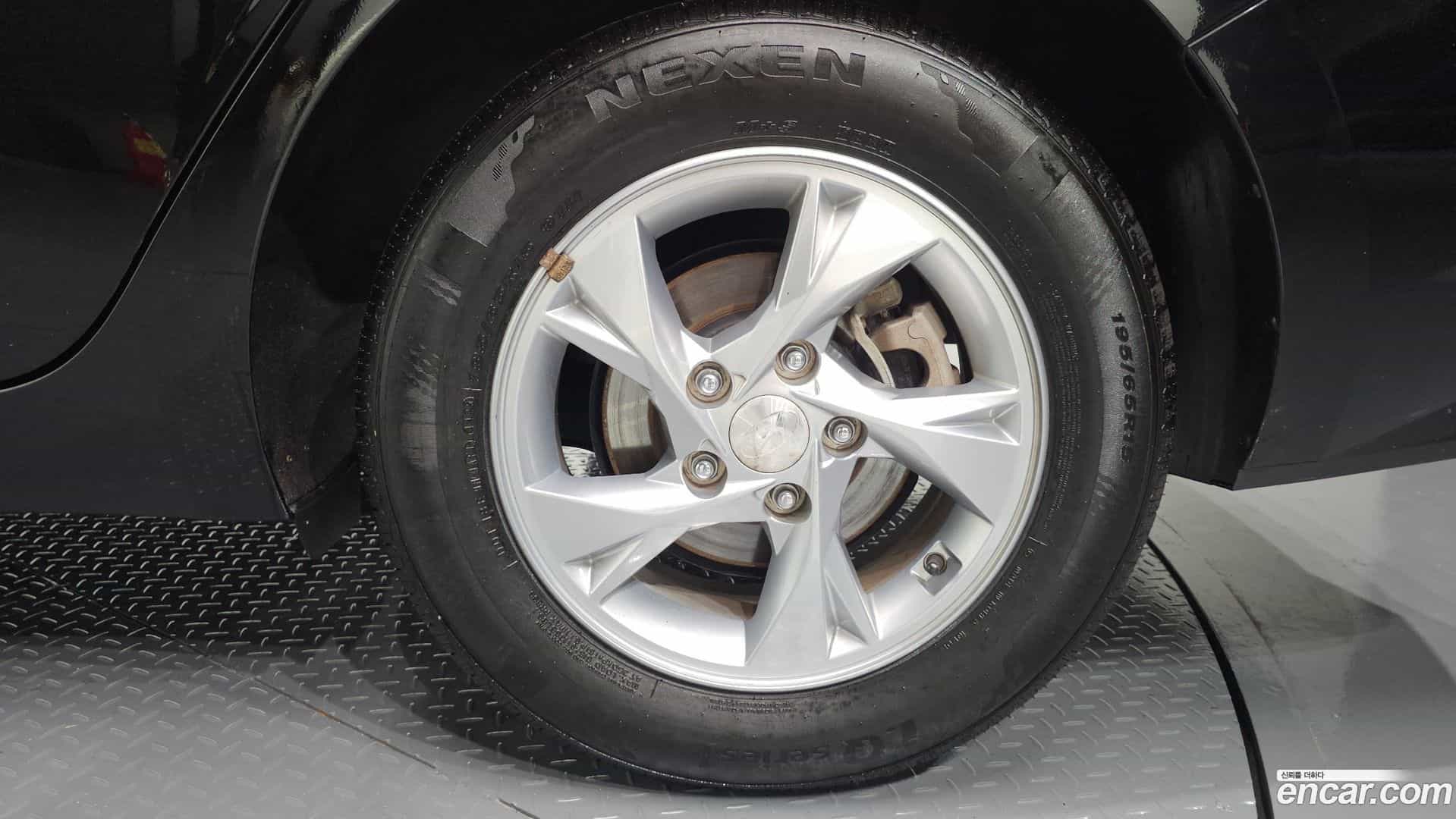 AVANTE Hyundai 2021.2-OUTER-031