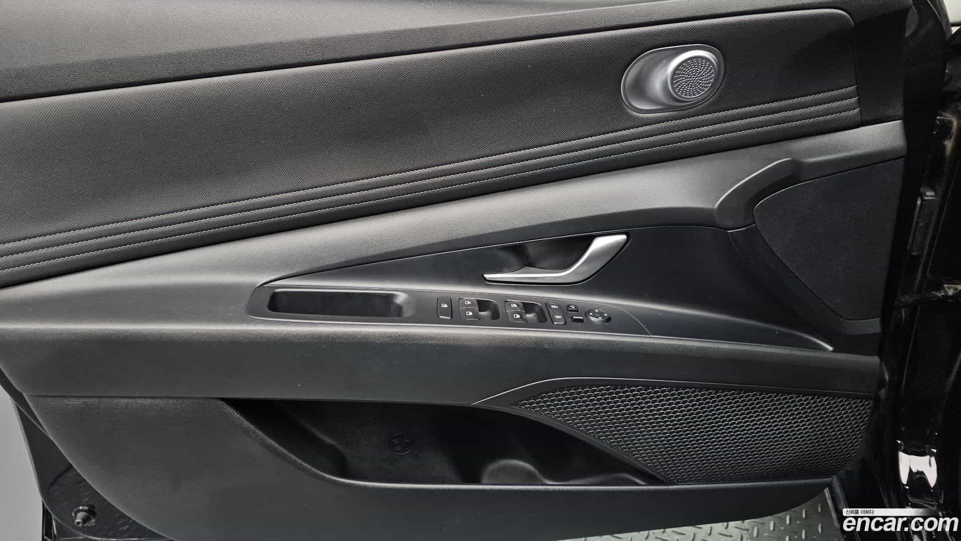 AVANTE Hyundai 2021.2-INNER-034