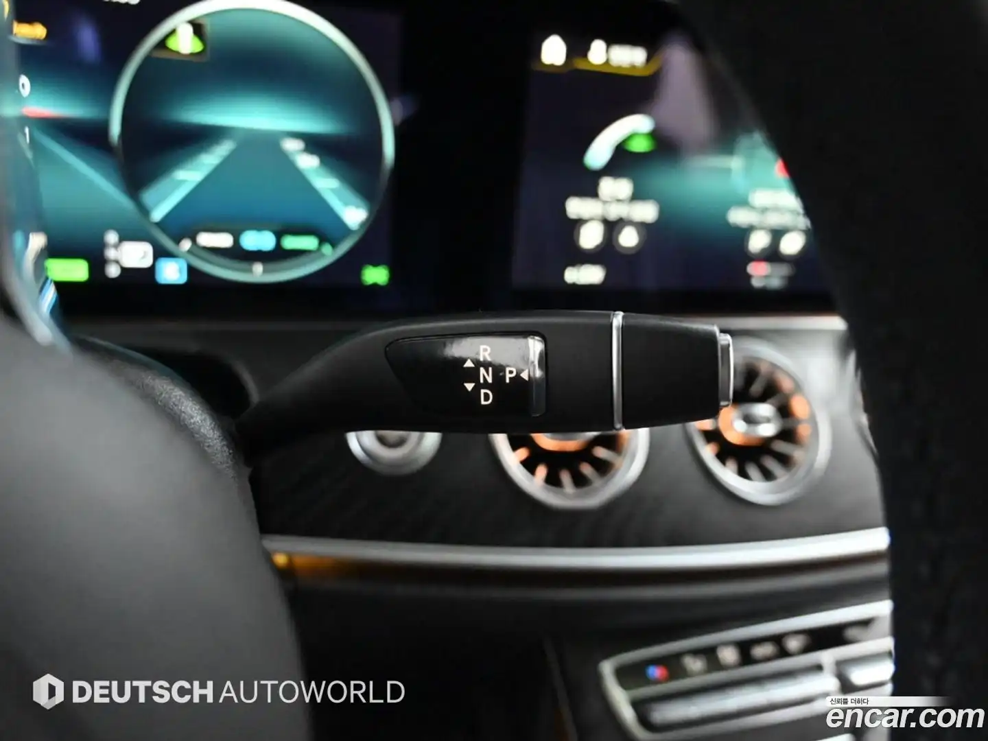 CLS-Class Mercedes-Benz 2022.5-INNER-009