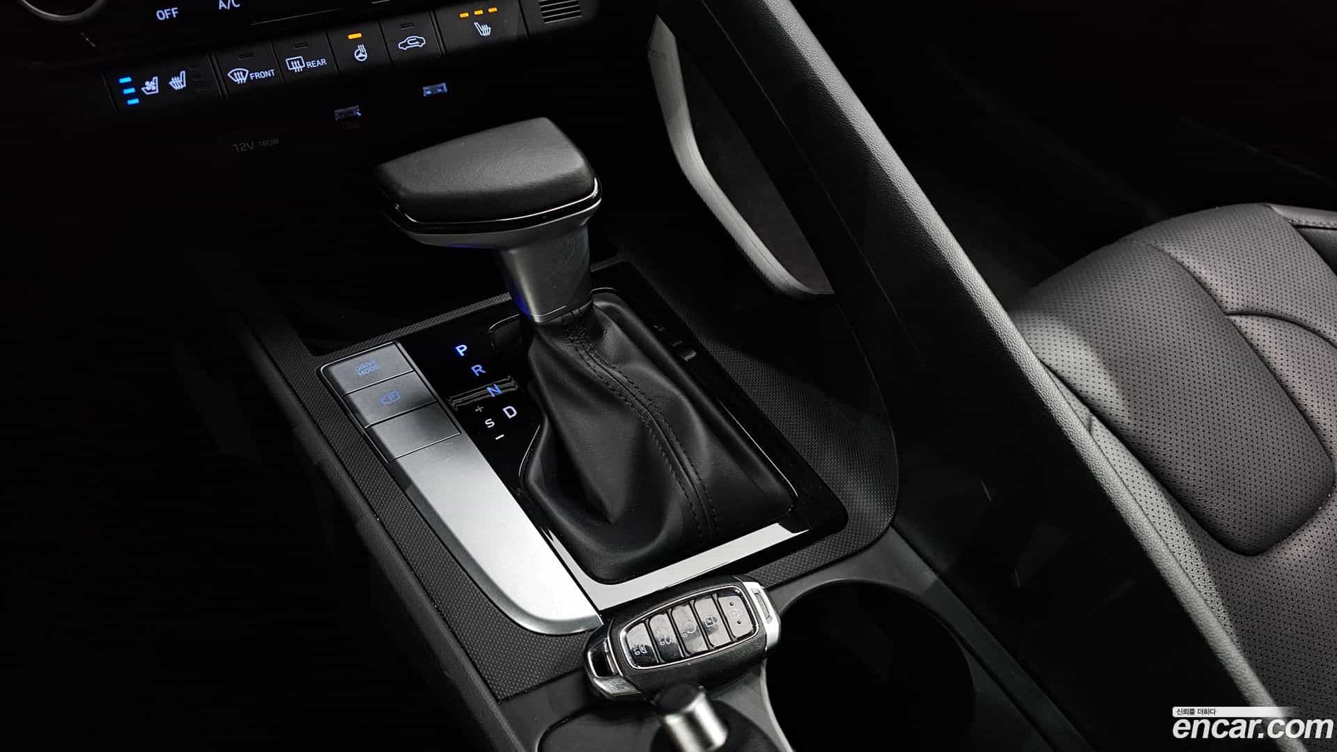 AVANTE Hyundai 2020.4-INNER-009