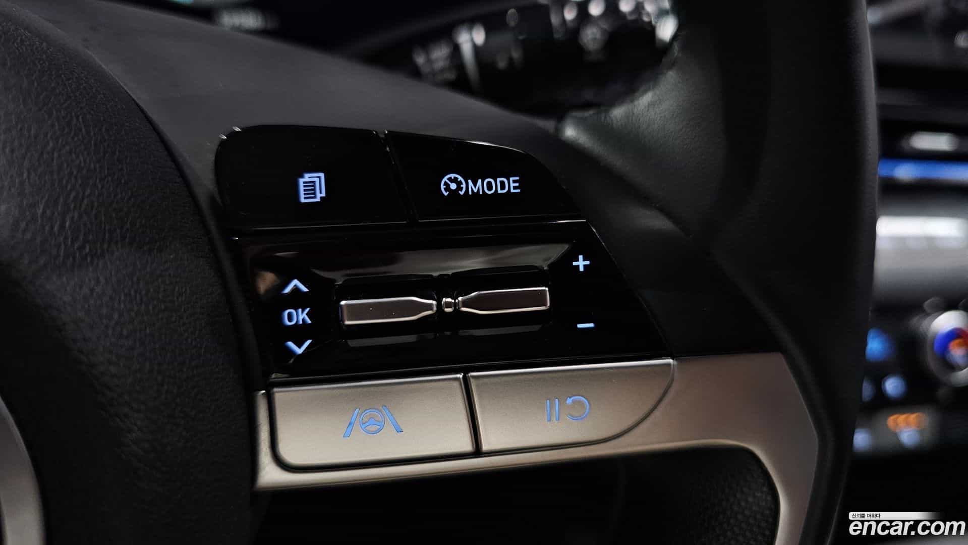 AVANTE Hyundai 2020.4-OPTION-023