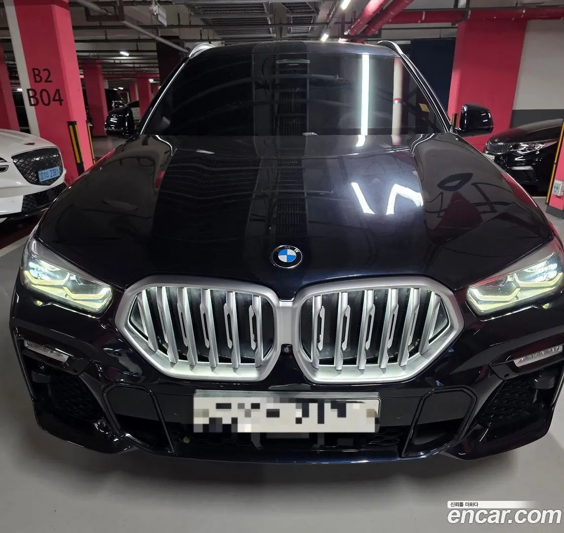 Main__Slider__Photo:X6 BMW 2020.7-0