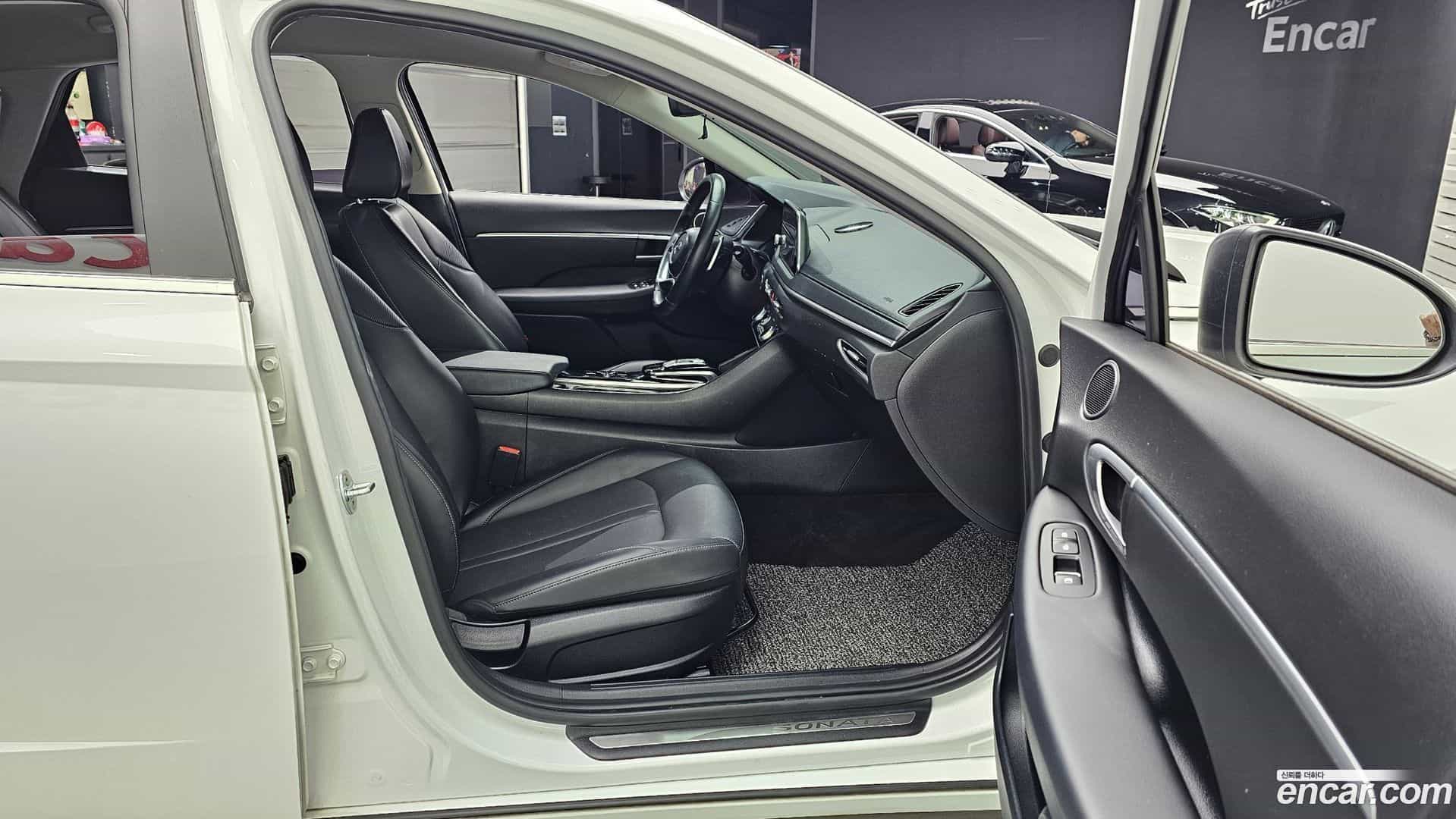 Sonata Hyundai 2019.6-OPTION-015