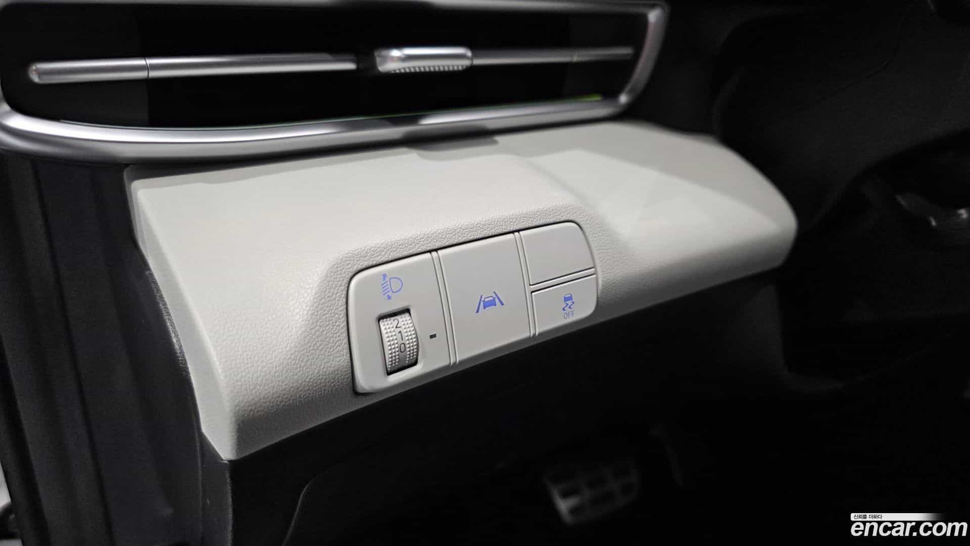 AVANTE Hyundai 2020.5-OPTION-016