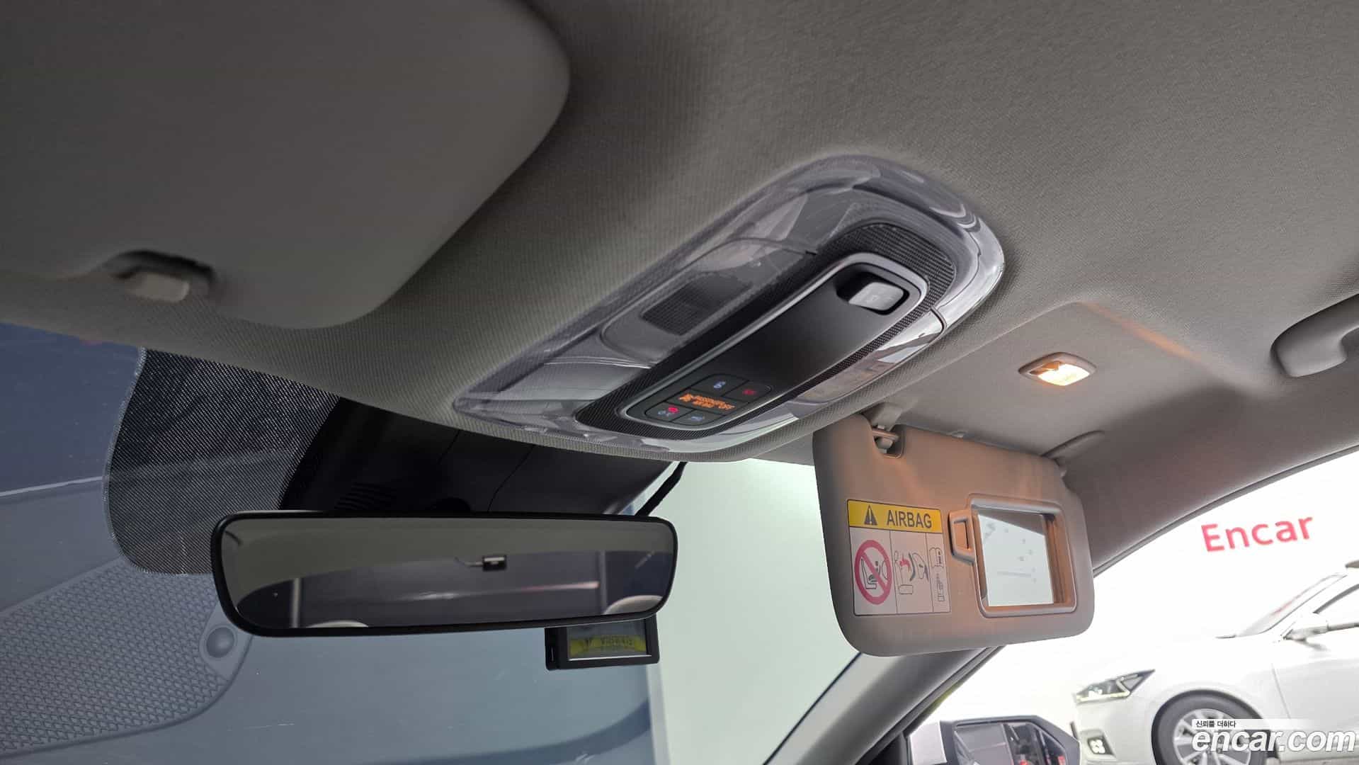 AVANTE Hyundai 2020.5-OPTION-041
