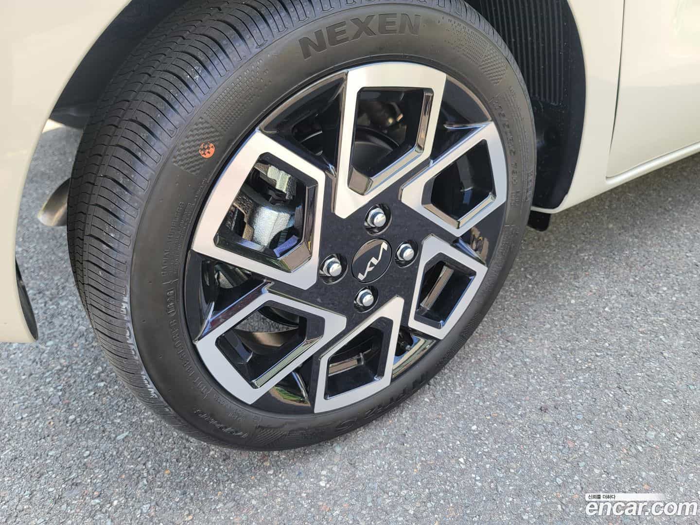 RAY Kia 2026.5-OUTER-005