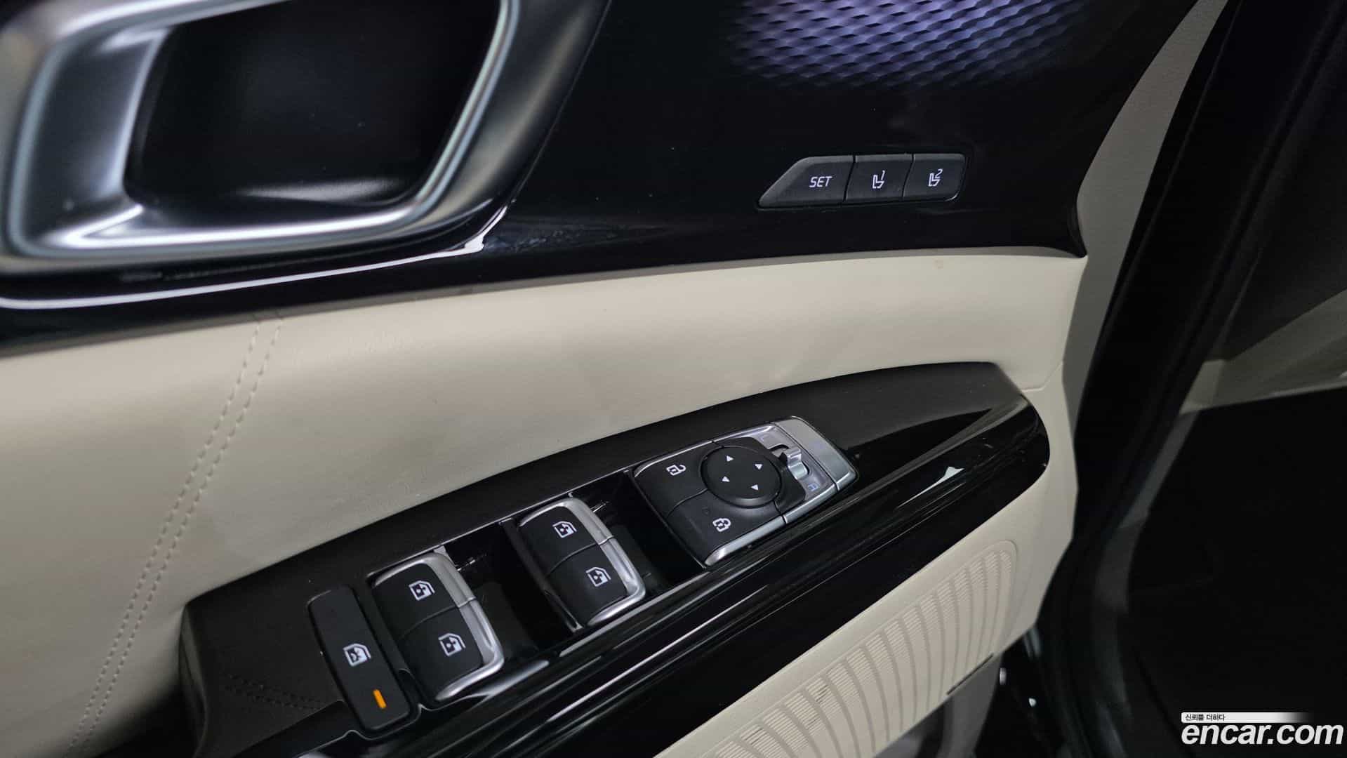 Canival Kia 2022.9-OPTION-020