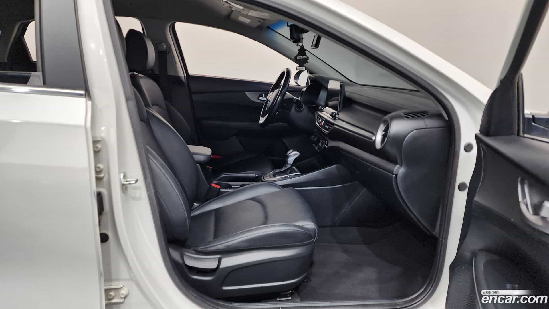 K3 Kia 2019.5-INNER-036