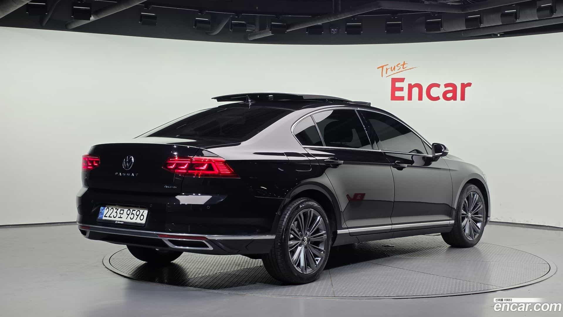 Passat Volkswagen 2021.5-OUTER-002