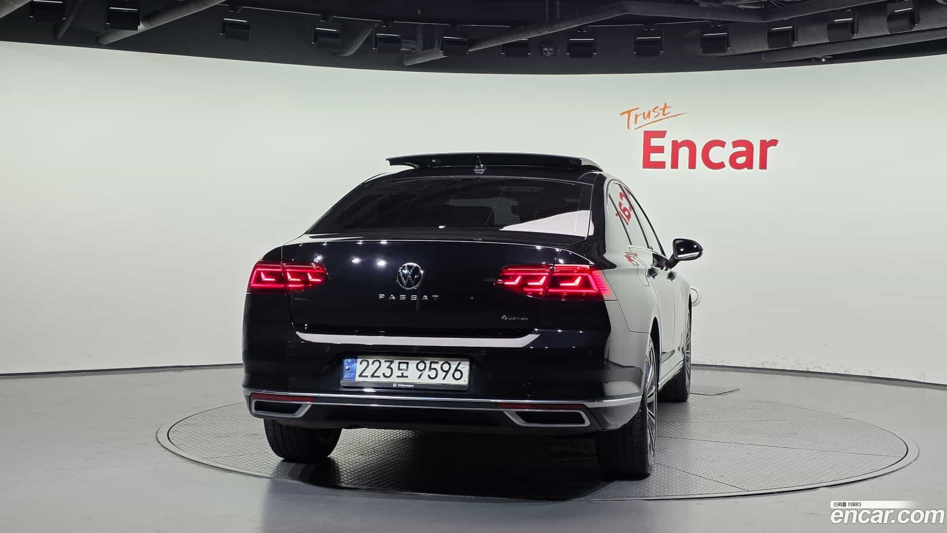 Passat Volkswagen 2021.5-OUTER-004