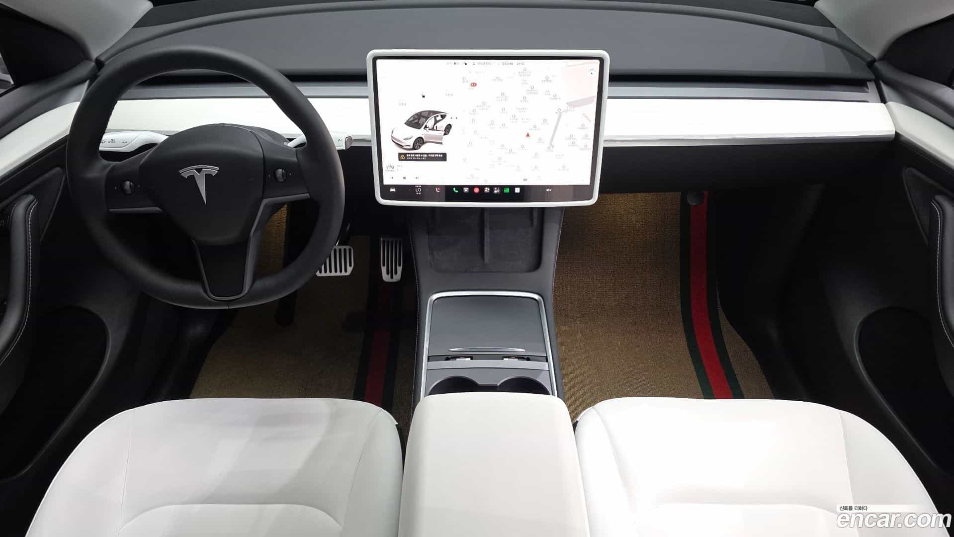 Model Y Tesla 2023.9-INNER-007