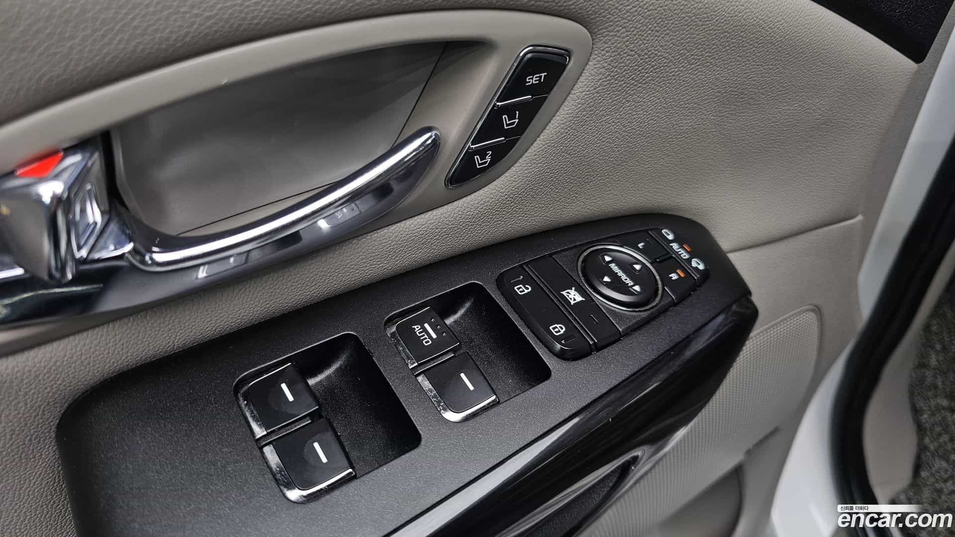 Canival Kia 2019.2-OPTION-040