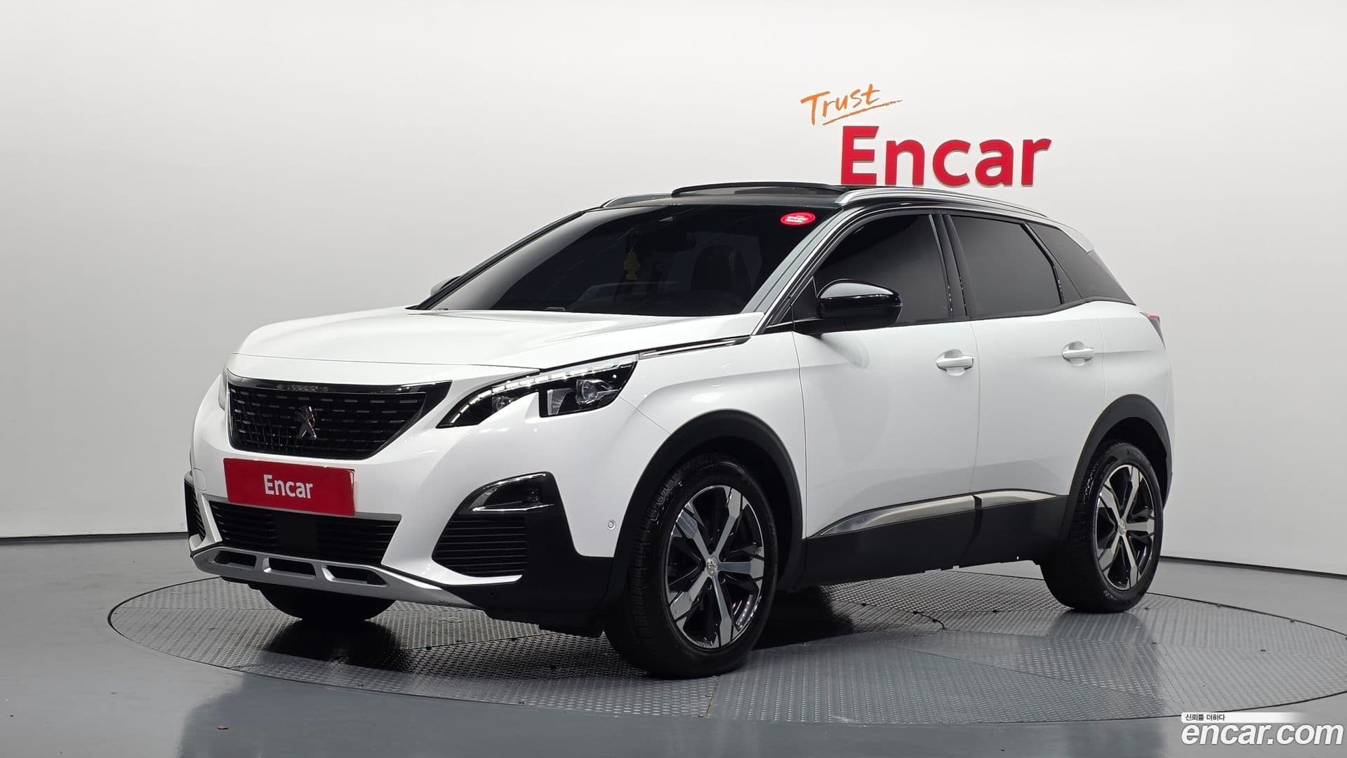 Main__Slider__Photo:3008 Peugeot 2017.11-0