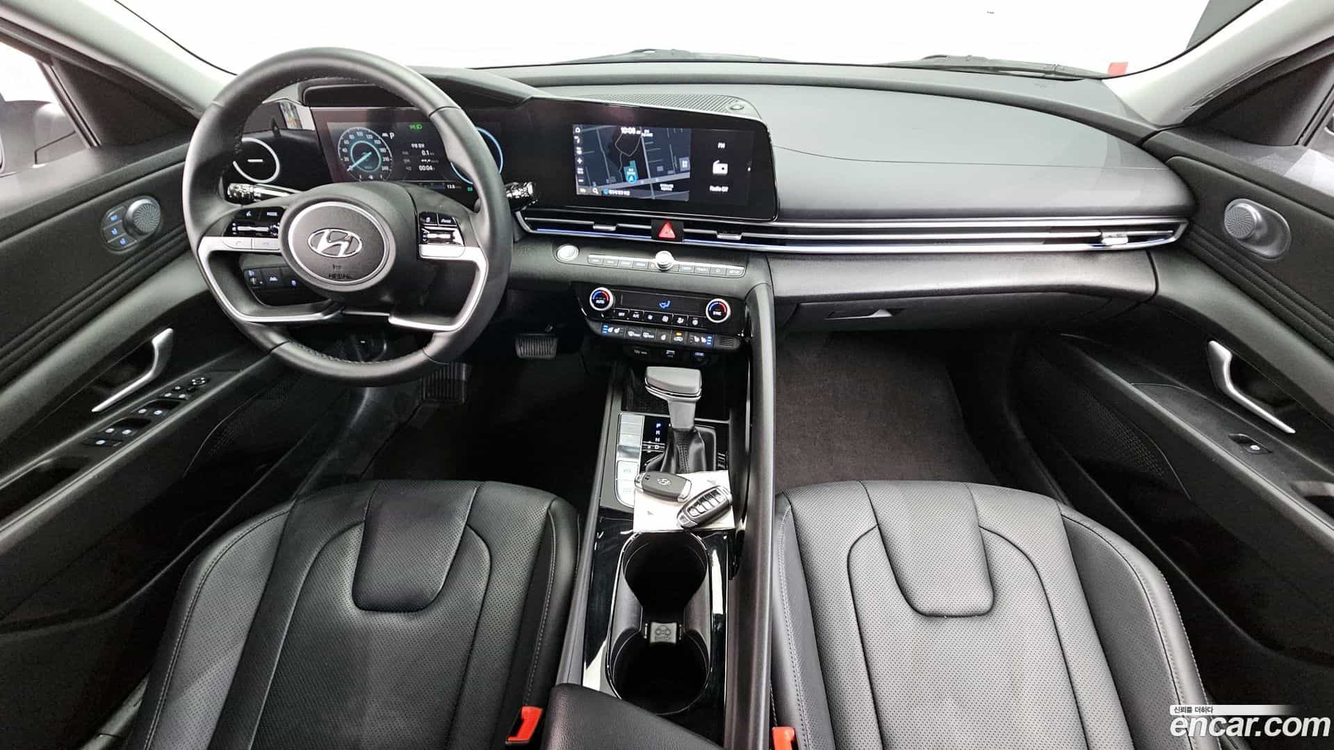 AVANTE Hyundai 2020.4-INNER-007