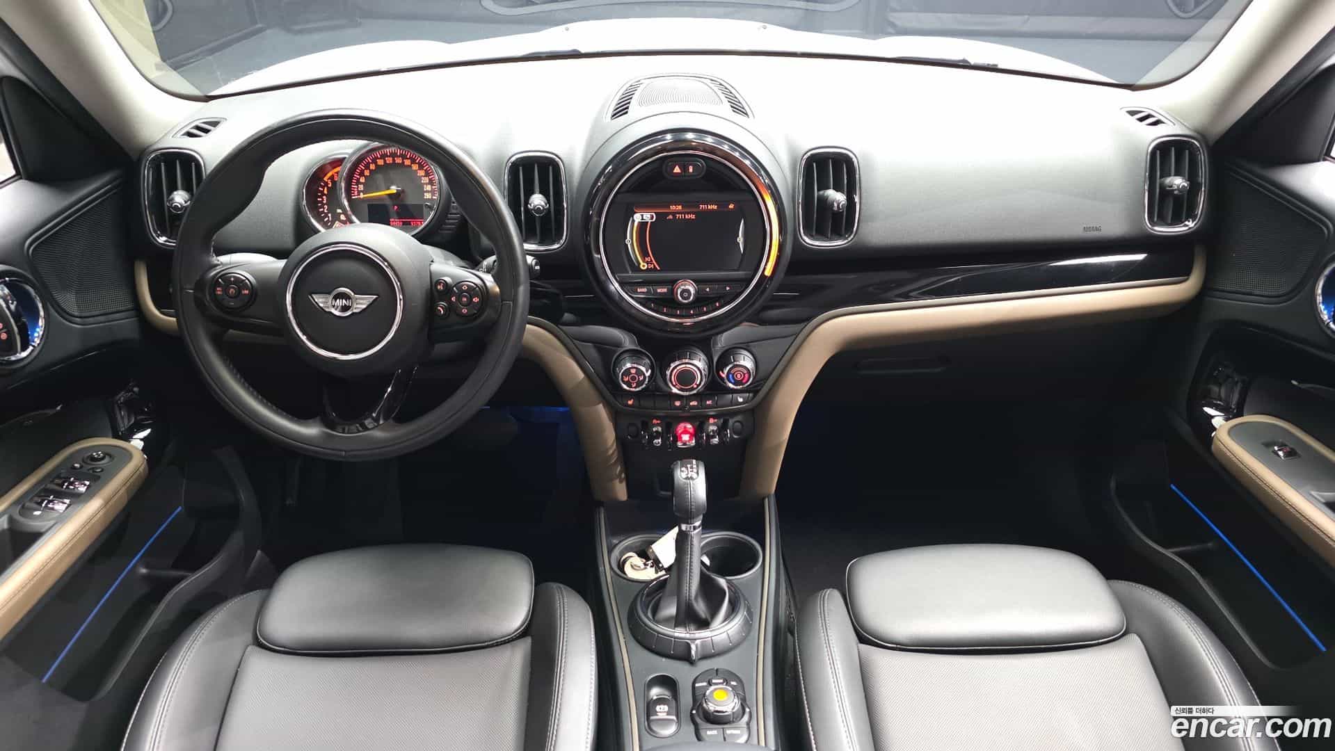 Countryman Mini 2017.6-INNER-007