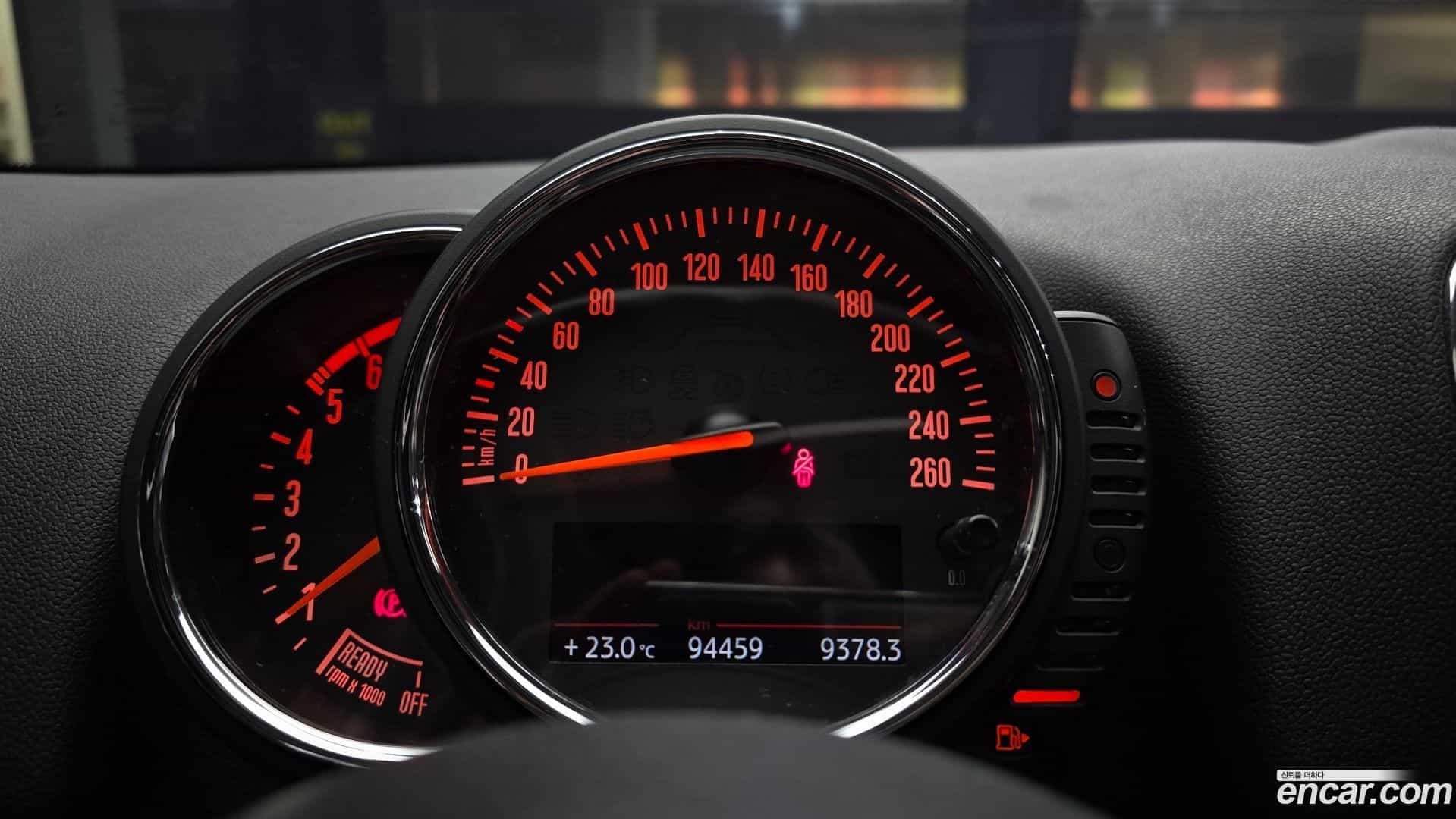 Countryman Mini 2017.6-INNER-008