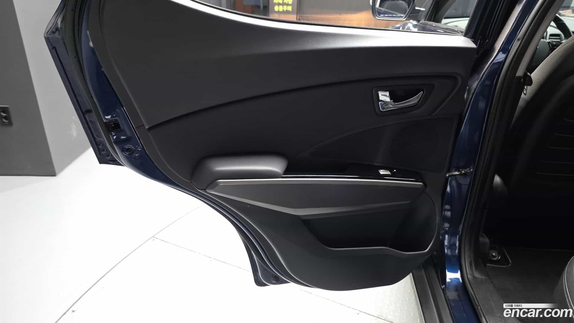 TIBOLI KG Mobility 2017.6-INNER-035
