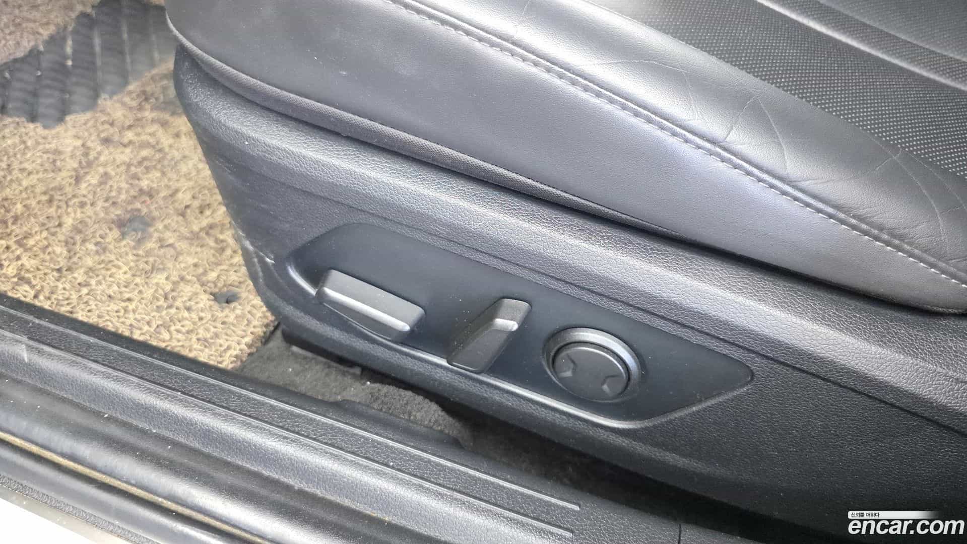 Sonata Hyundai 2019.6-OPTION-044