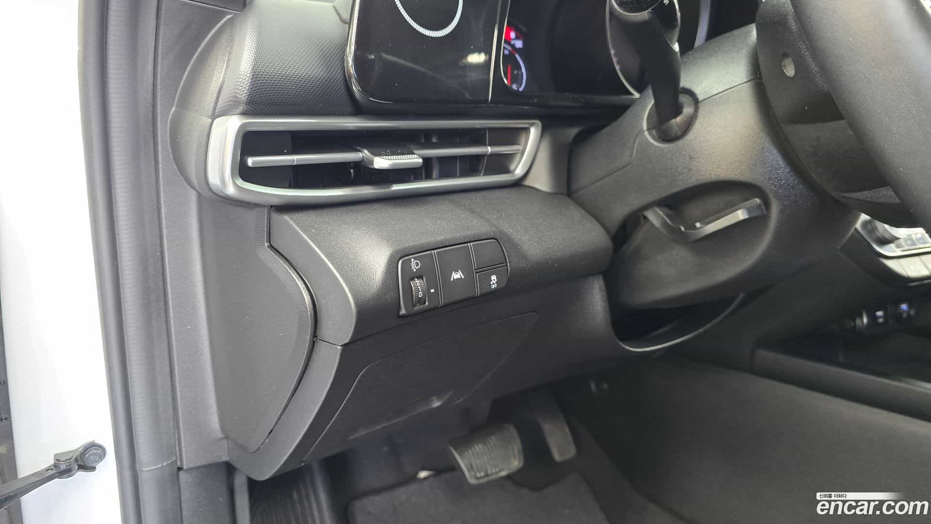 AVANTE Hyundai 2020.9-OPTION-022