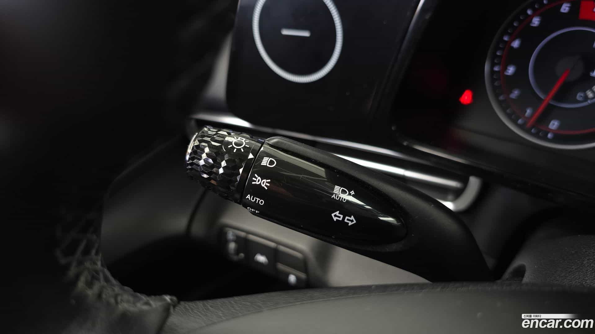 AVANTE Hyundai 2020.9-OPTION-023
