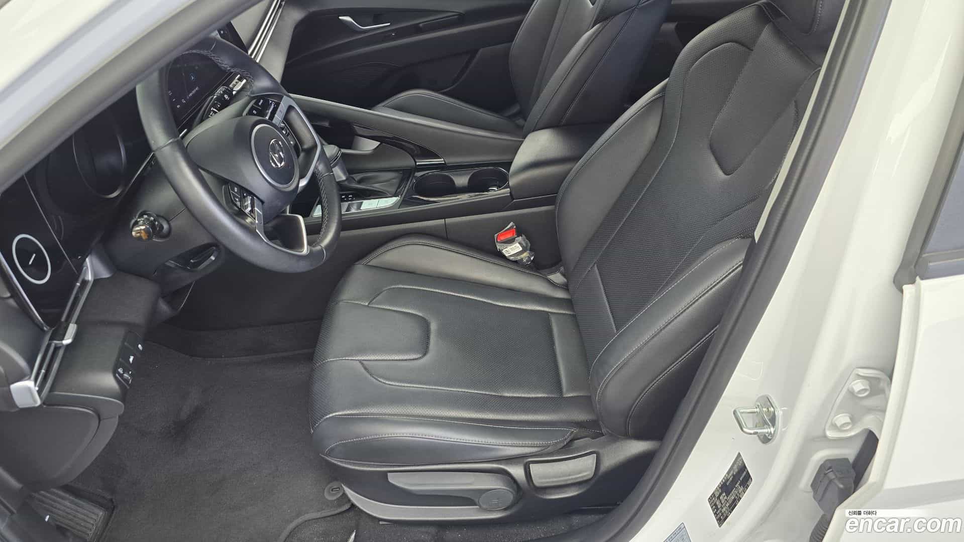 AVANTE Hyundai 2020.9-OPTION-042