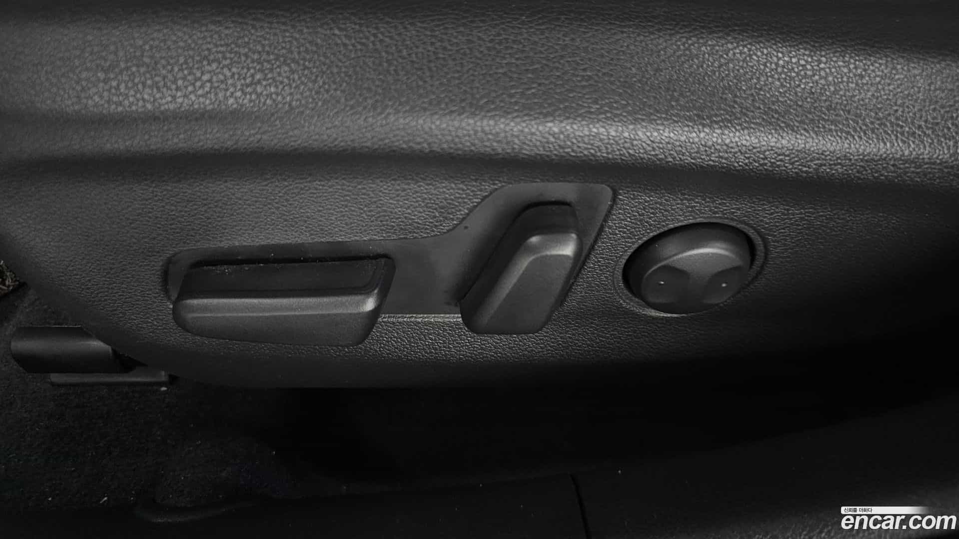 AVANTE Hyundai 2019.3-OPTION-018