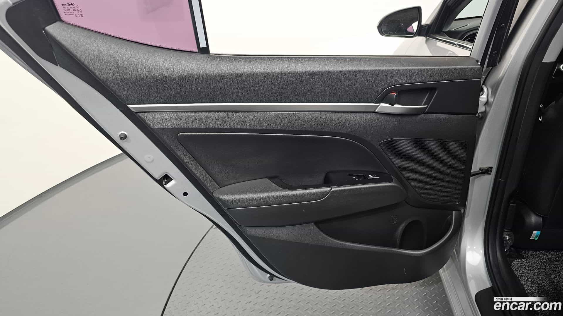 AVANTE Hyundai 2019.3-INNER-035