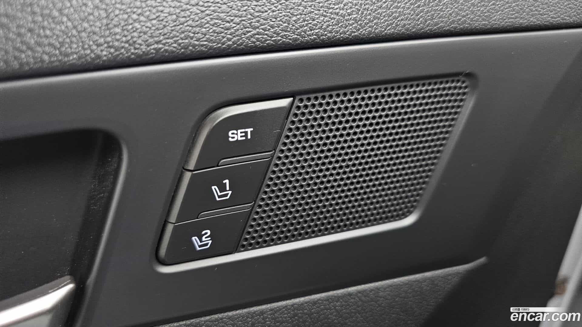 AVANTE Hyundai 2019.3-OPTION-046