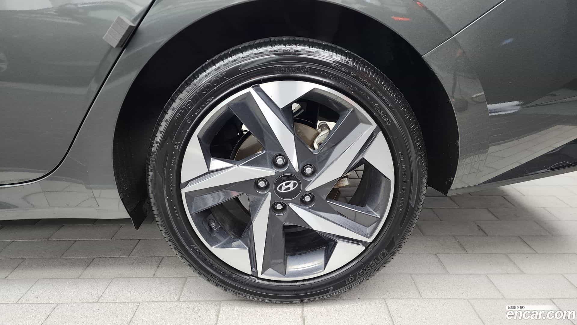 AVANTE Hyundai 2020.4-OUTER-031