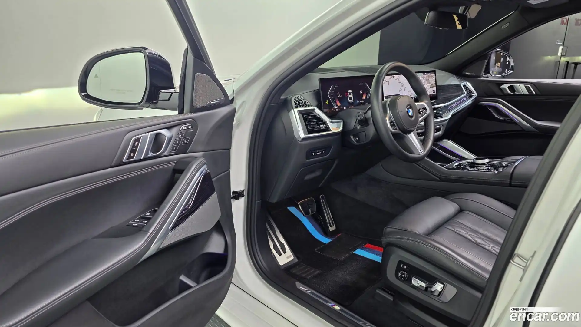X6 BMW 2023.11-INNER-010