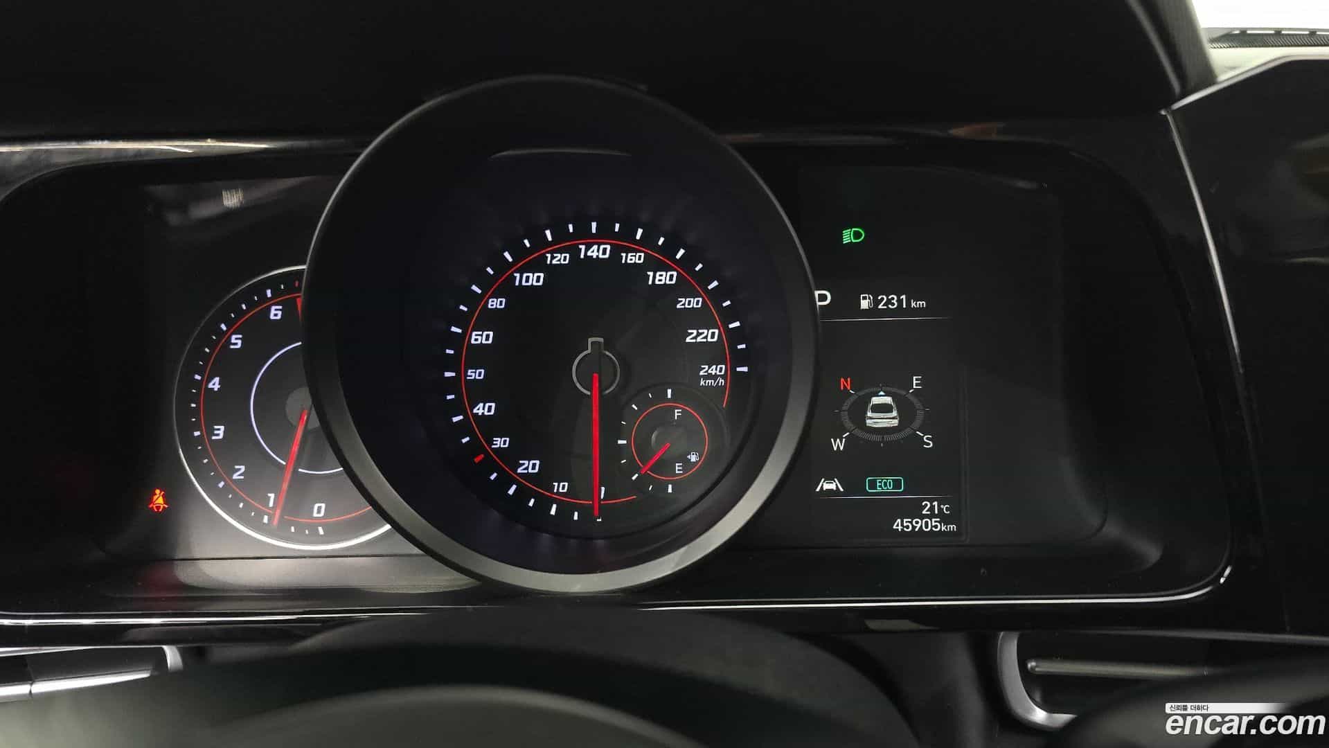 AVANTE Hyundai 2021.5-INNER-008