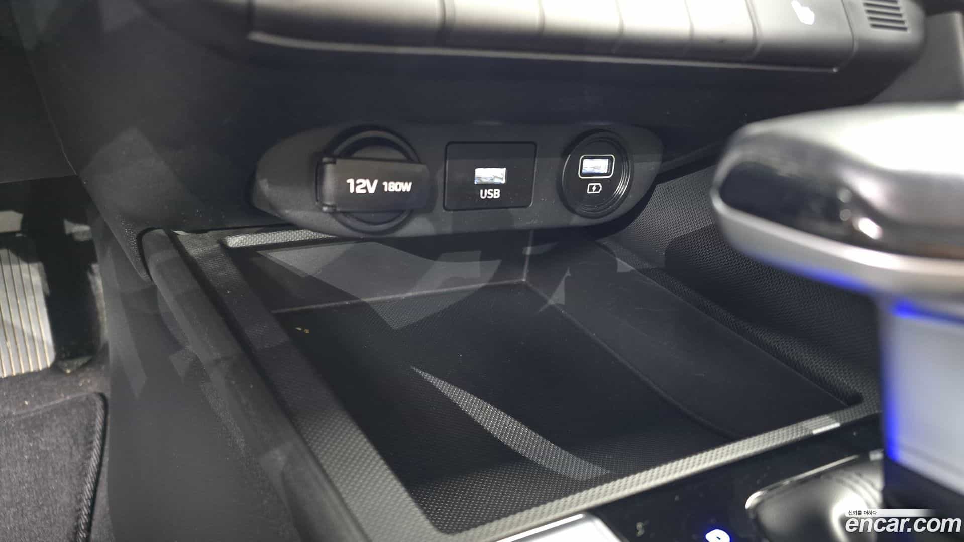 AVANTE Hyundai 2021.5-OPTION-041