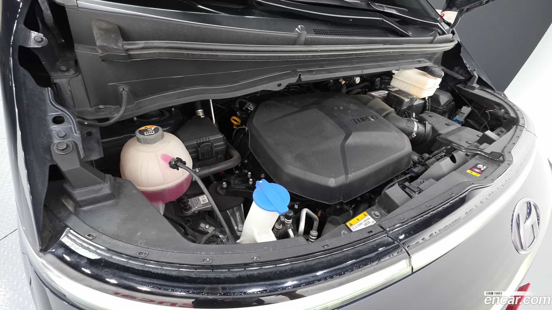 Staria Hyundai 2022.4-OUTER-006