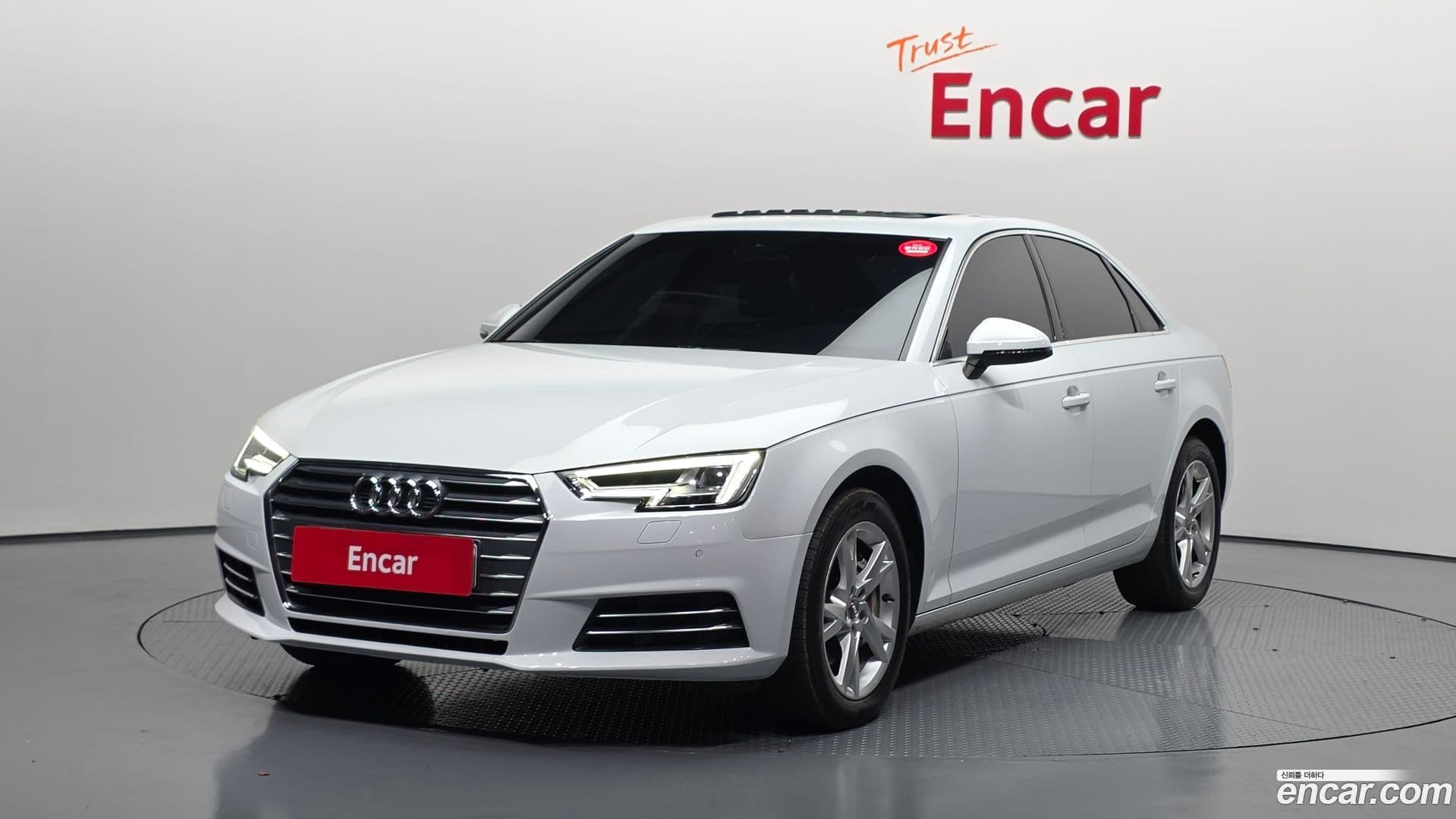 Main__Slider__Photo:A4 Audi 2018.7-0