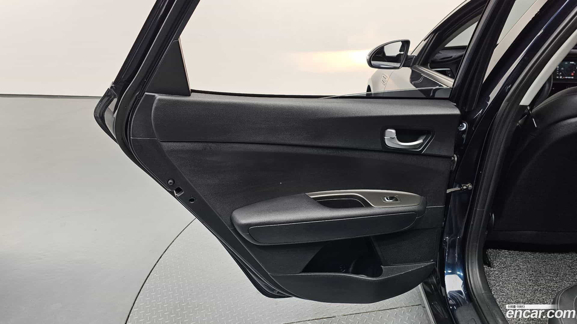K5 Kia 2018.7-INNER-035