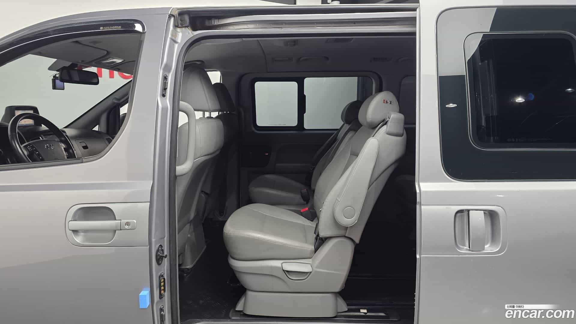 Starex Hyundai 2020.11-OPTION-015