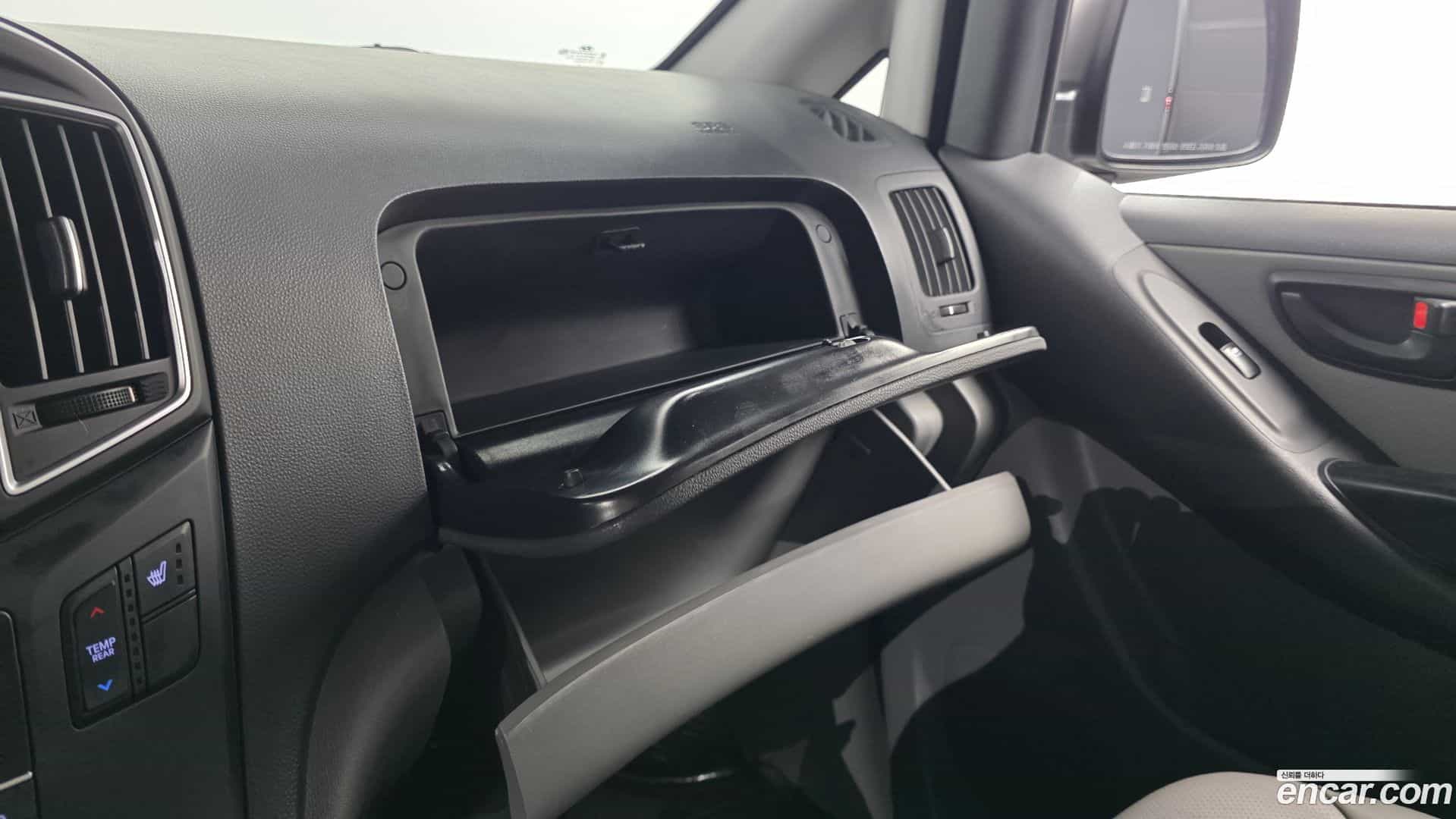 Starex Hyundai 2020.11-OPTION-041