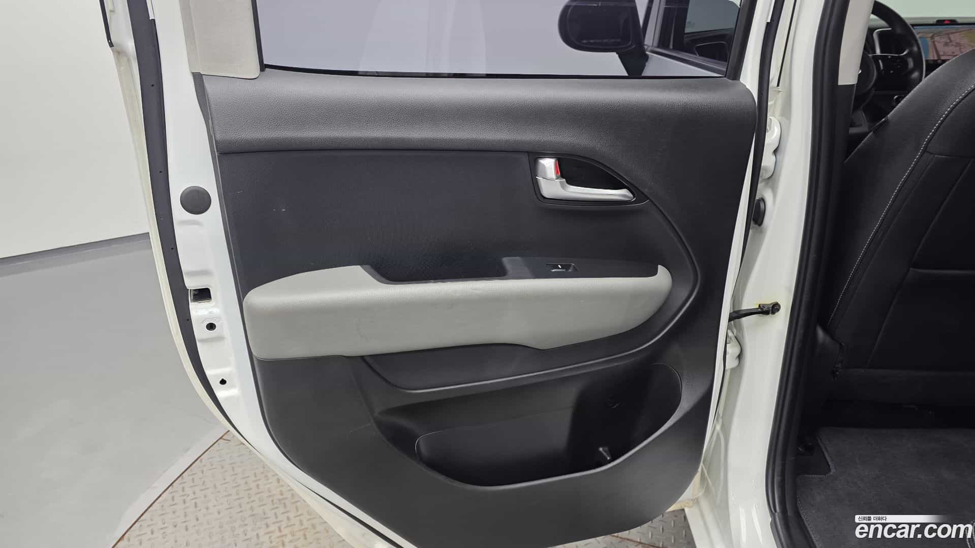 RAY Kia 2020.5-INNER-035