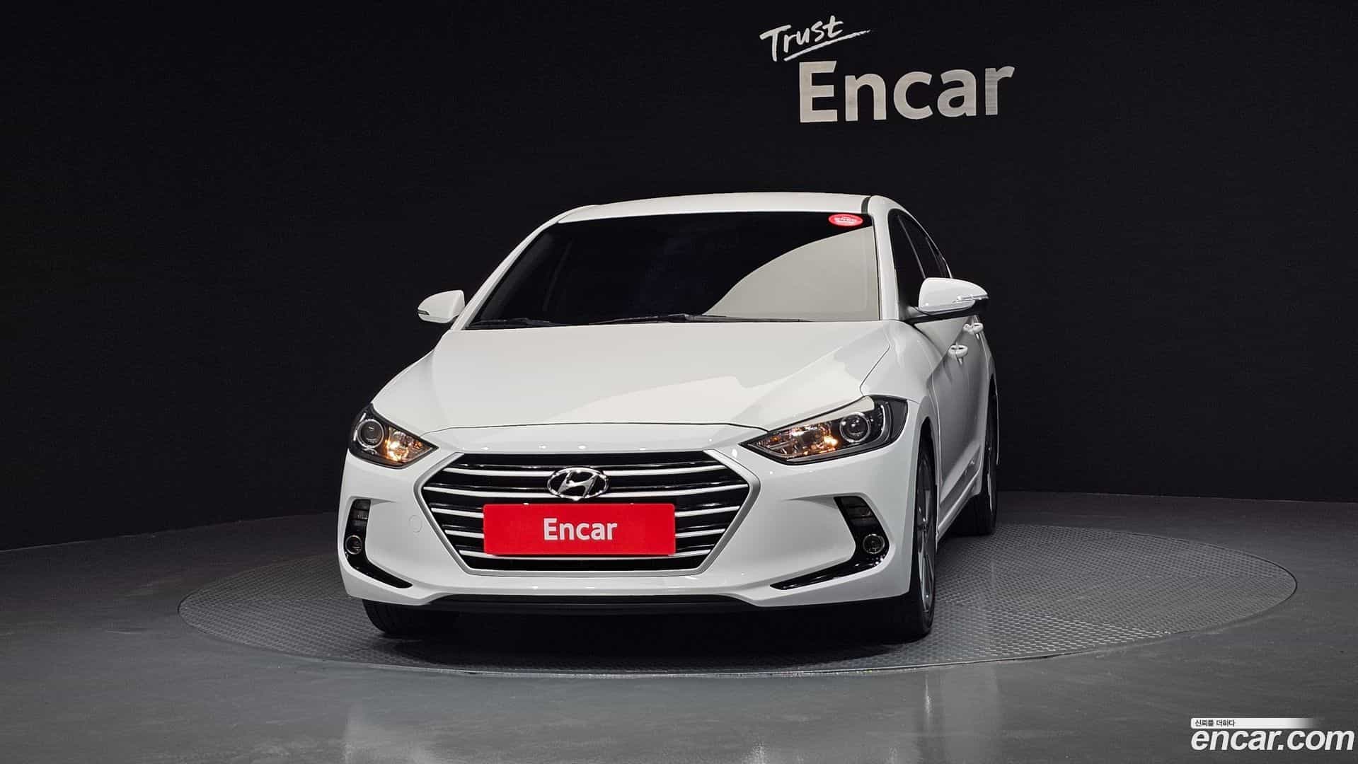 AVANTE Hyundai 2018.8-OUTER-003