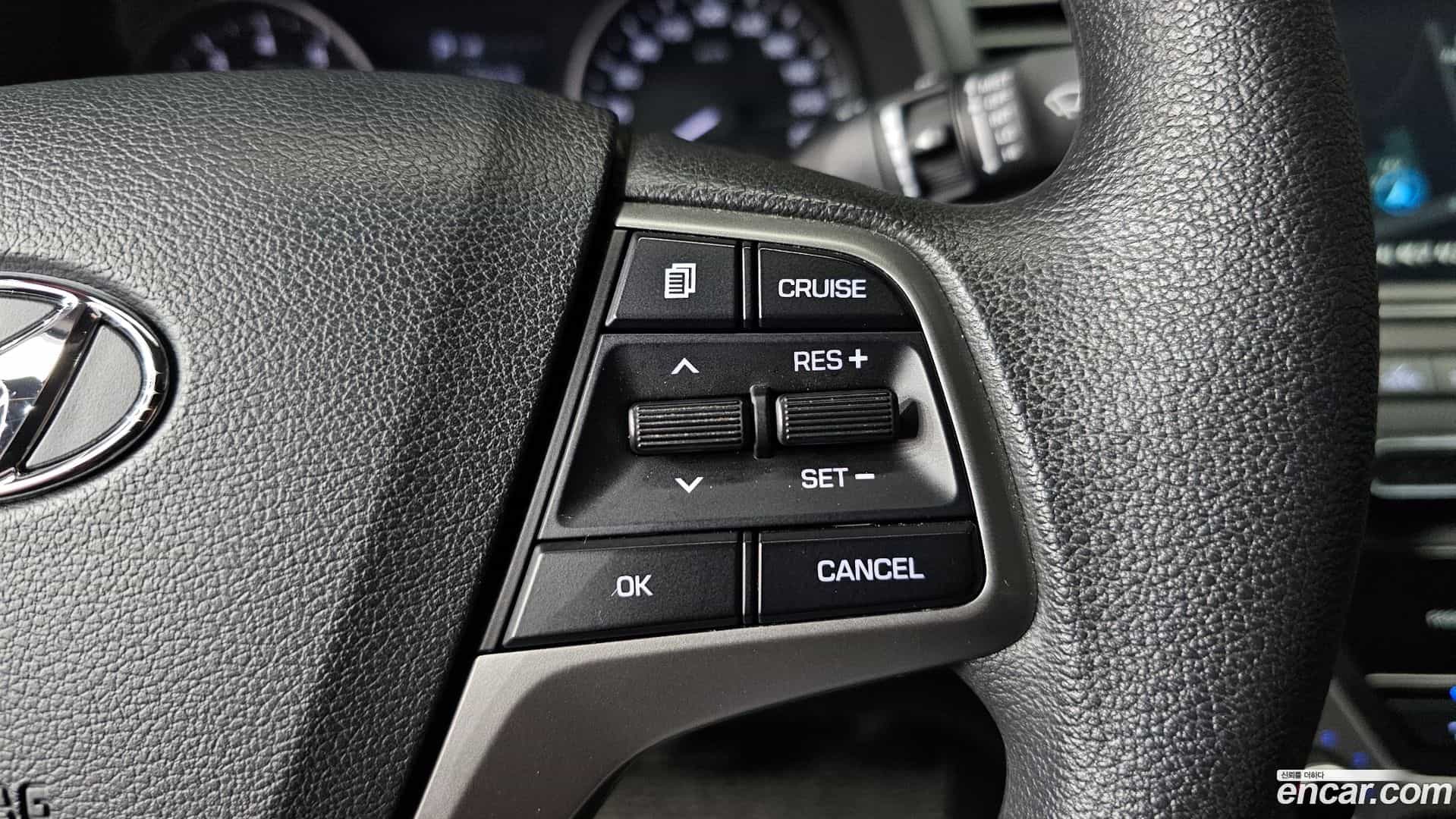 AVANTE Hyundai 2018.8-OPTION-021