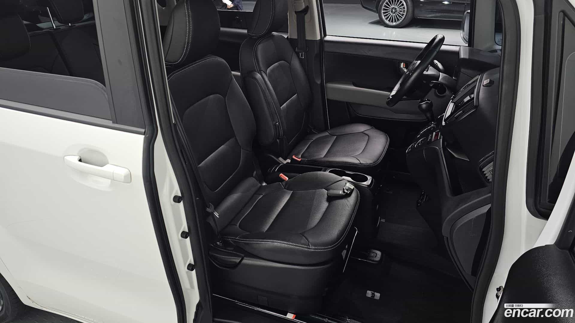 RAY Kia 2022.10-INNER-036