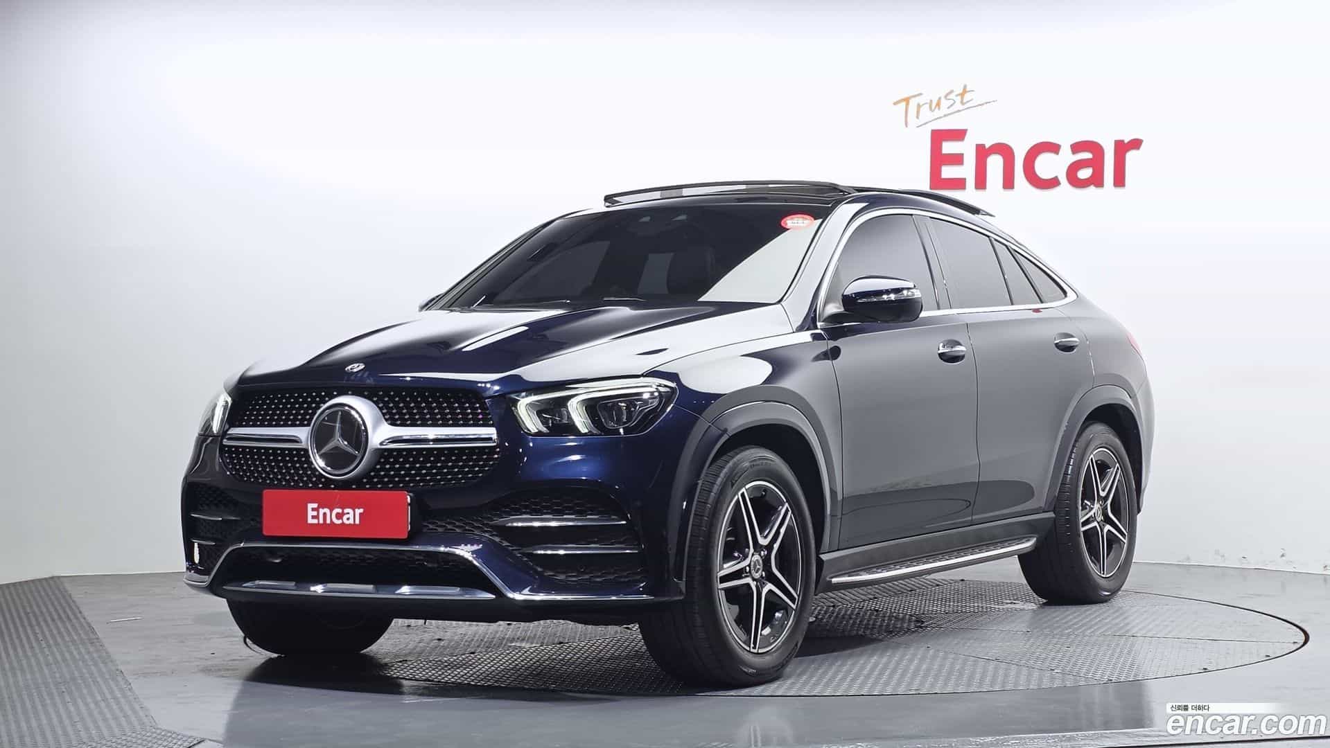 GLE-Class Mercedes-Benz 2021.1-OUTER-003