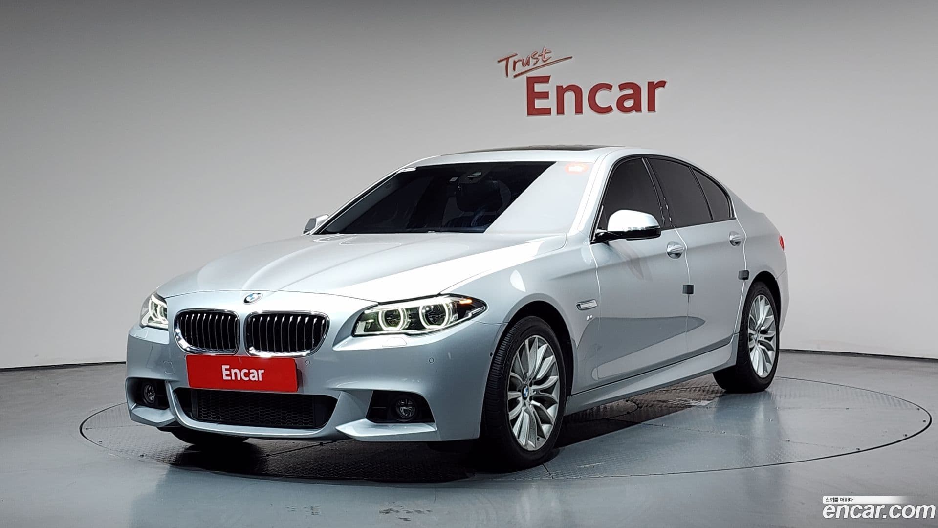 Main__Slider__Photo:5-Series BMW 2015.11-0