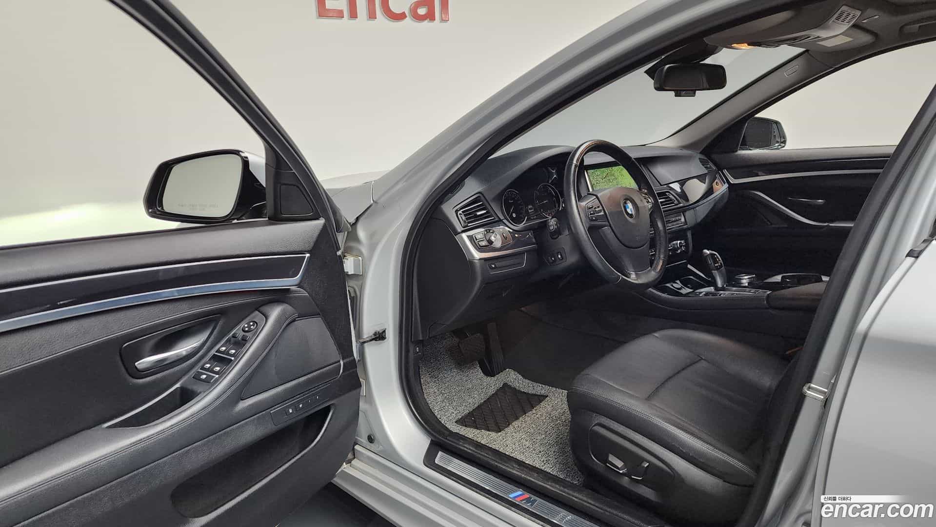 5-Series BMW 2015.11-INNER-010