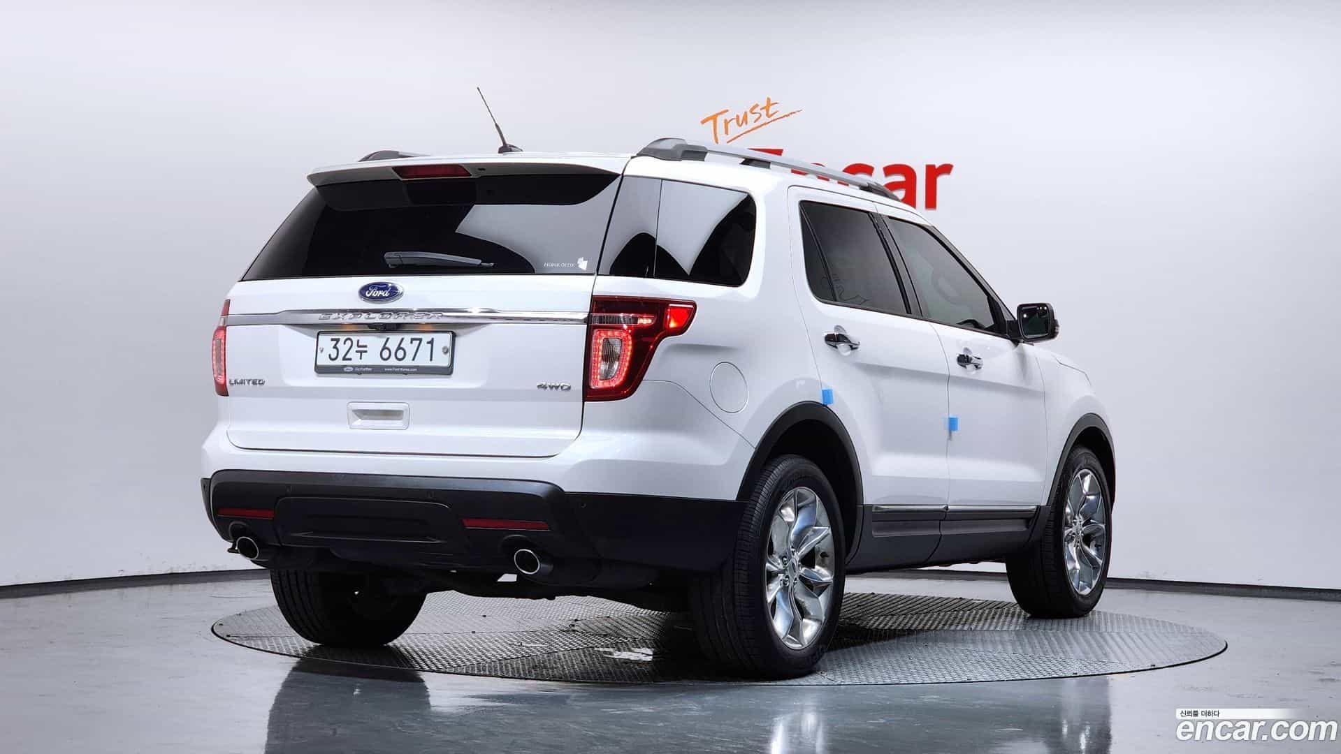 Explorer Ford 2014.11-OUTER-002