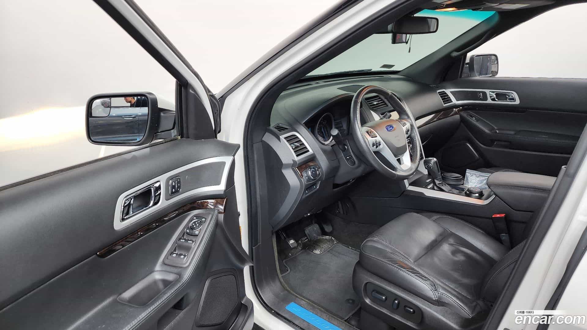 Explorer Ford 2014.11-INNER-010