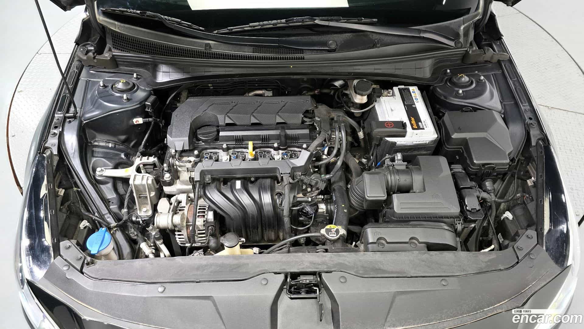 AVANTE Hyundai 2020.6-OUTER-006