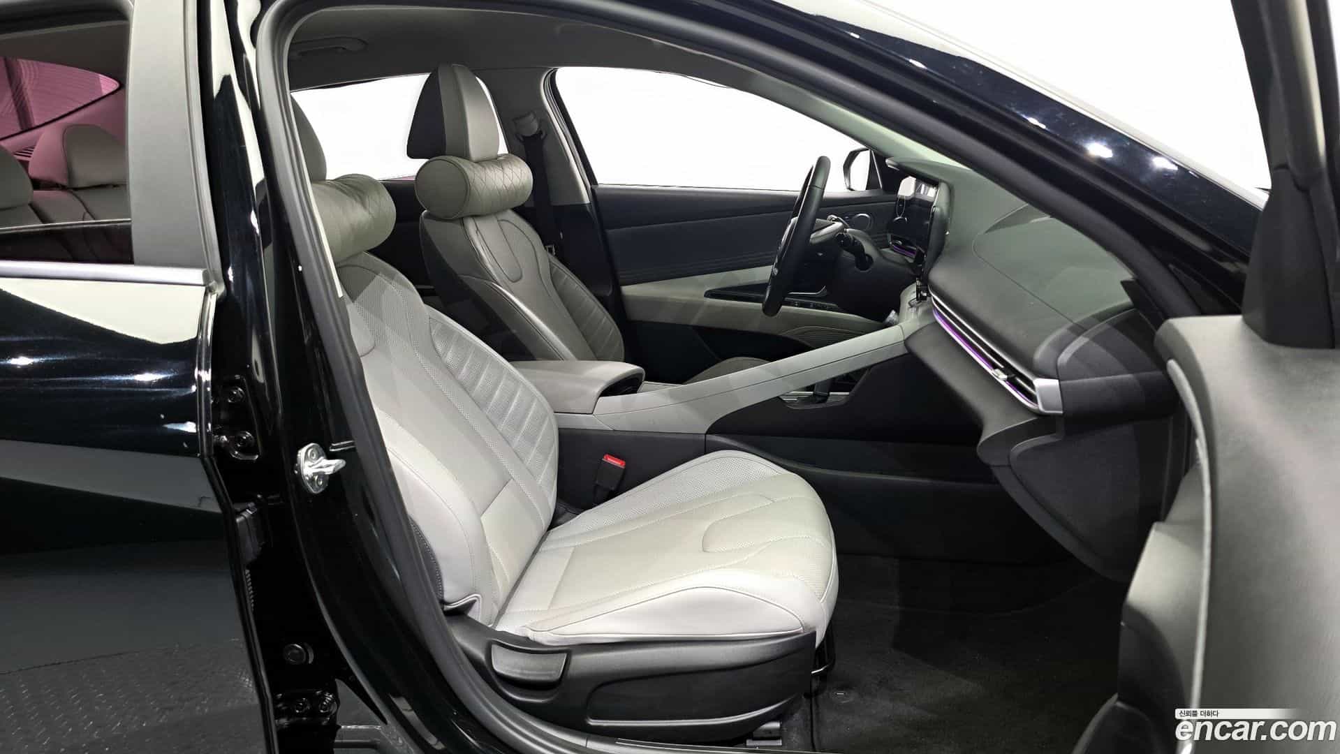 AVANTE Hyundai 2020.6-INNER-036